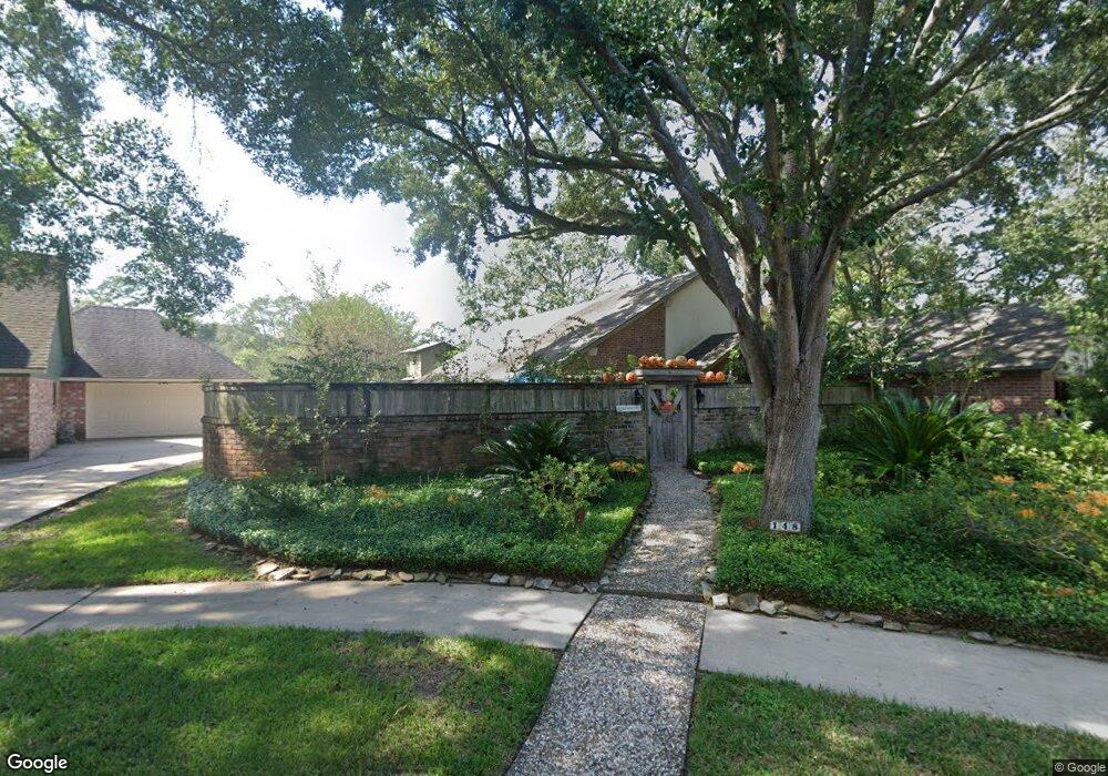 148 Saint Andrews Dr, Friendswood, TX 77546 - photo 1