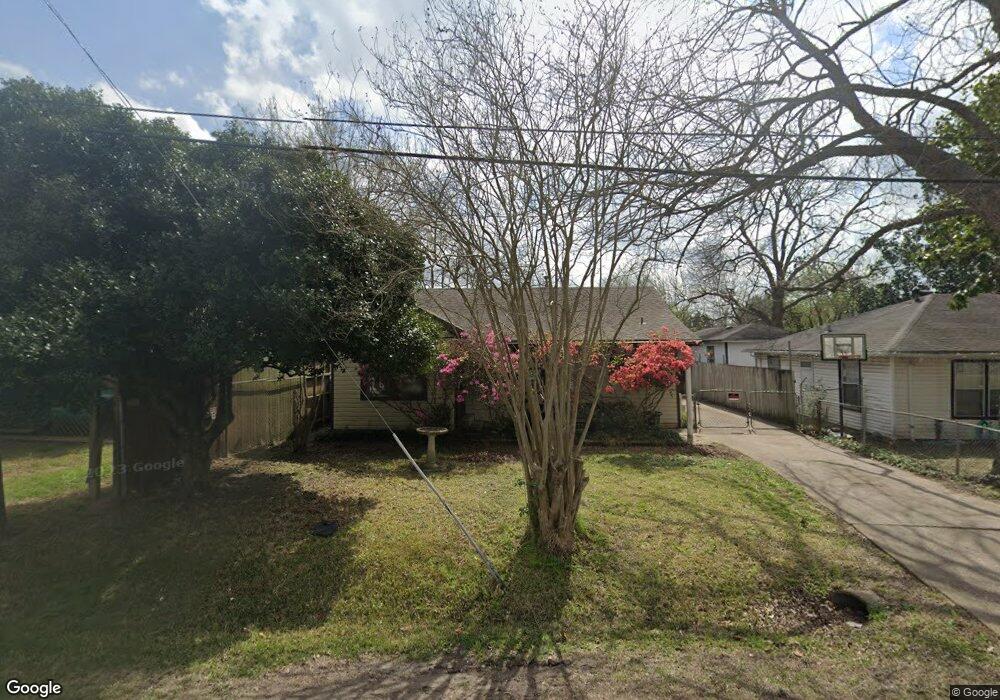 48 Burress St, Houston, TX 77022 - photo 1