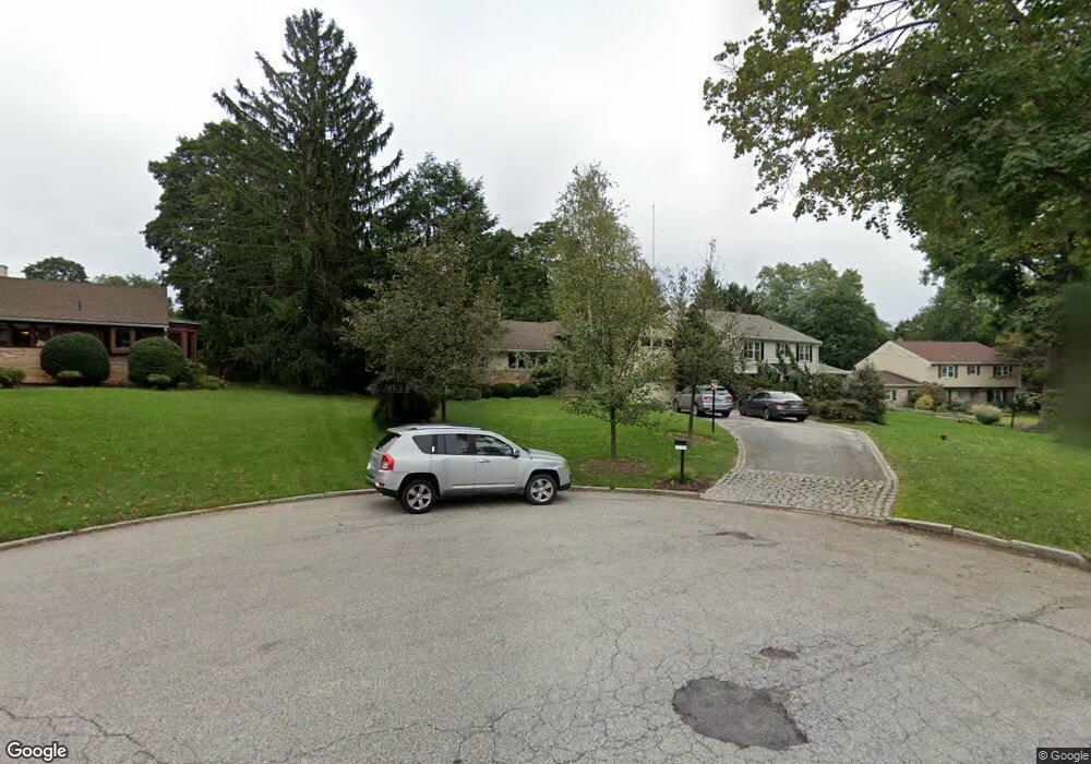 519 Wynlyn Rd, Wynnewood, PA 19096 - photo 1