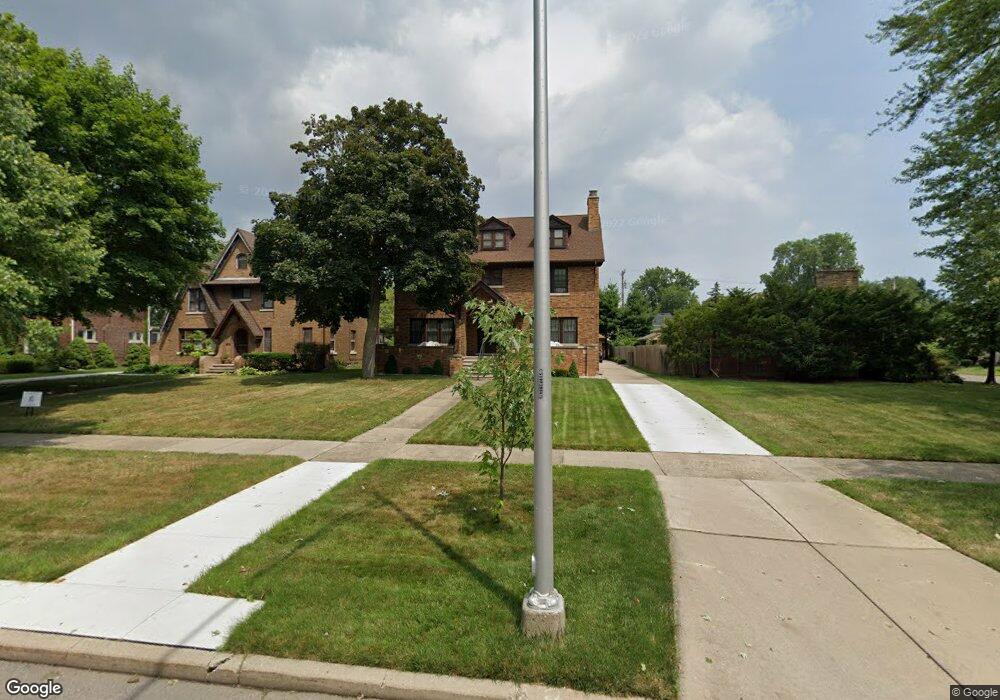 1412 Devonshire Rd, Grosse Pointe Park, MI 48230 - photo 1