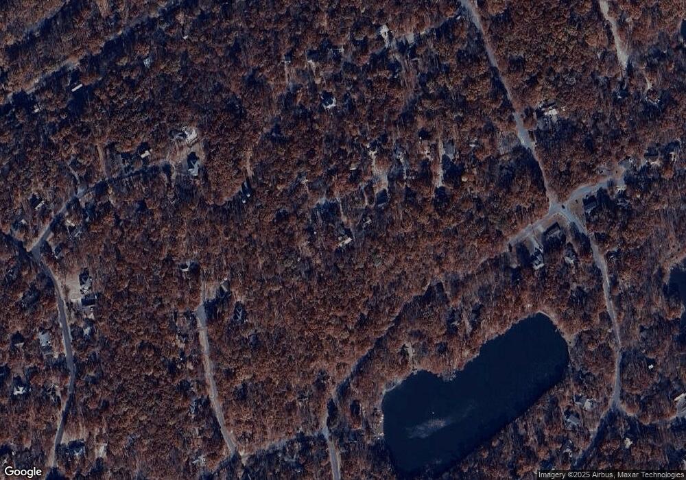 6133 Wales Ct, East Stroudsburg, PA 18301 - photo 1