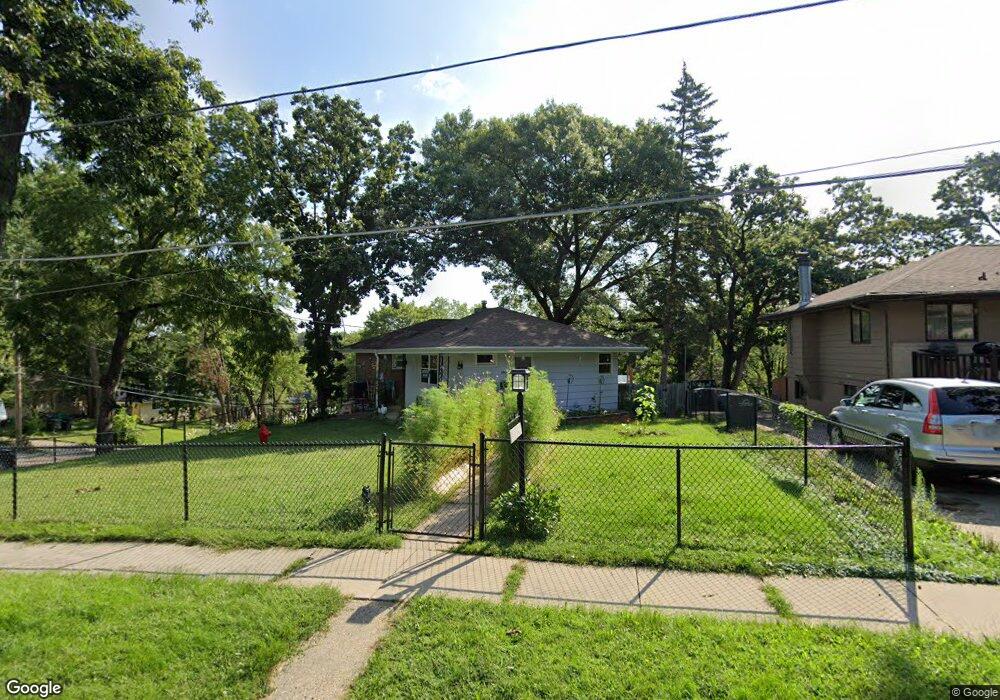 3949 Oakshire Rd, Des Moines, IA 50310 - photo 1