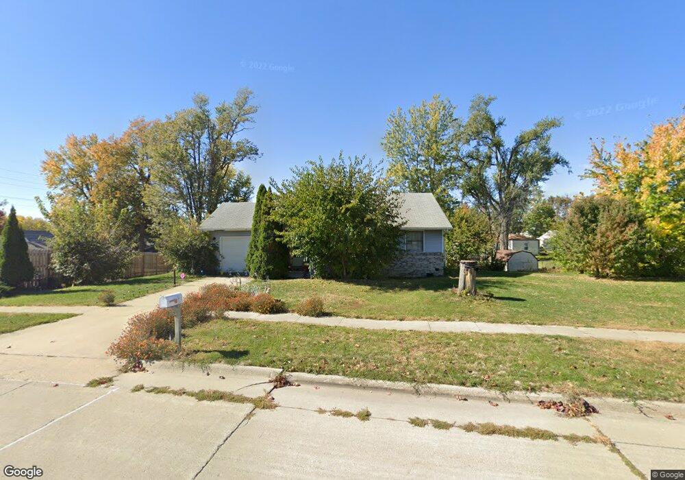 409 W 13th St N, Newton, IA 50208 - photo 1