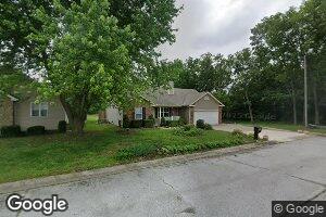 1302 Skyline Dr, Carthage, MO 64836