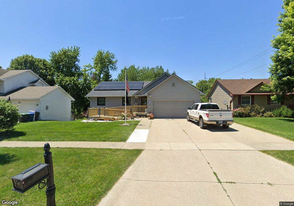 4010 SE 22nd St, Des Moines, IA 50320 - photo 1