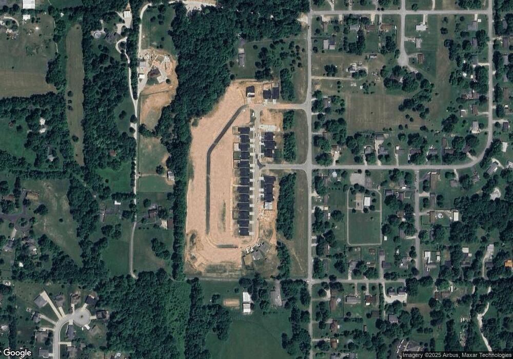 2014 Hudson Ln, Georgetown, IN 47122 - photo 1