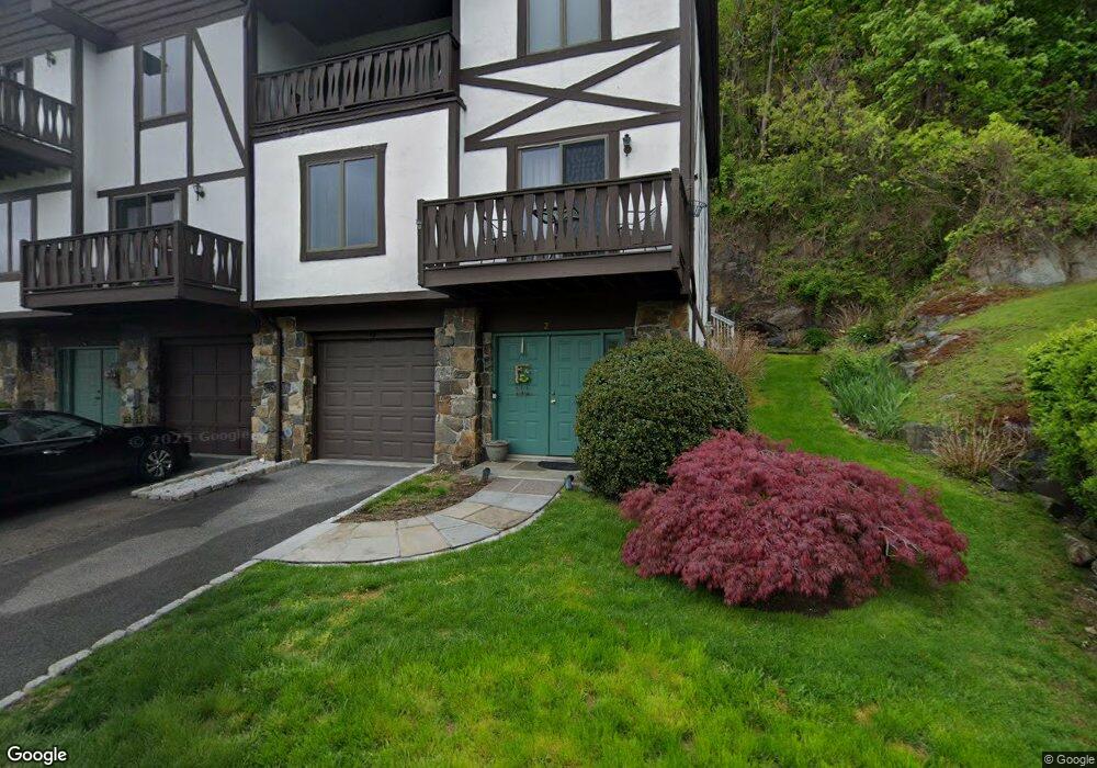 2 Hillside Ave, Pleasantville, NY 10570 - photo 1