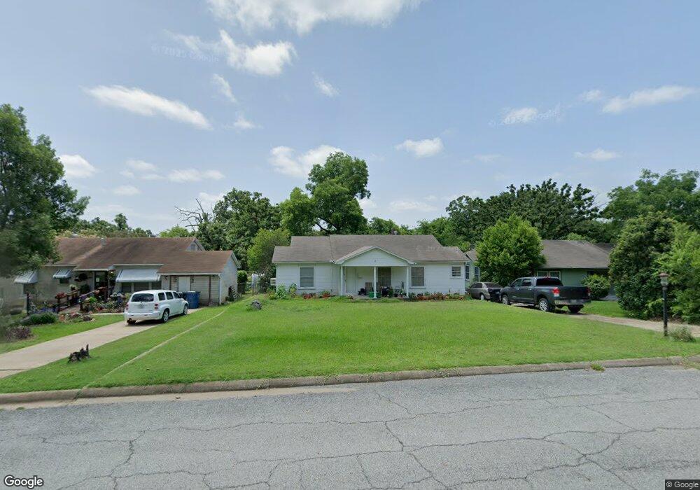 1526 W Day St, Denison, TX 75020 - photo 1