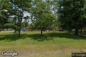 601 E Chain of Rocks Rd, Granite City, IL 62040