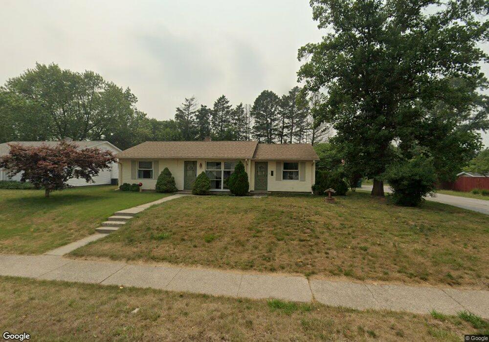 213 N Jon St, New Carlisle, IN 46552 - photo 1