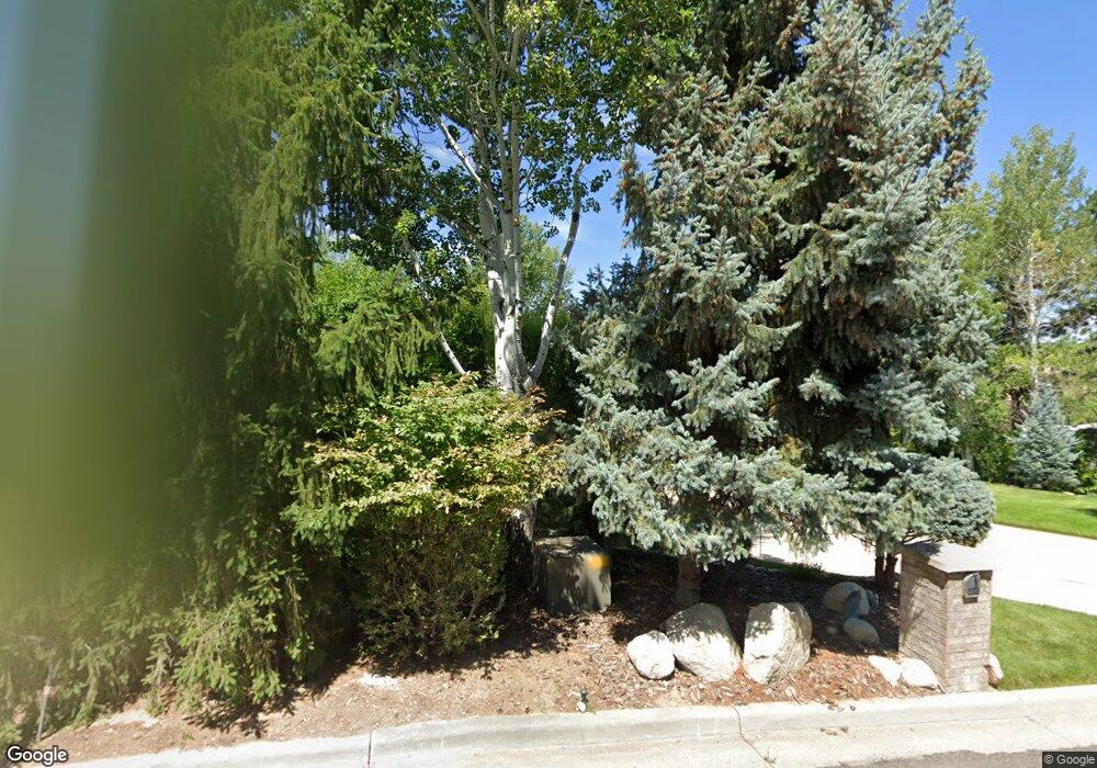 10692 Stone Gate Cir, Sandy, UT 84092 - photo 1