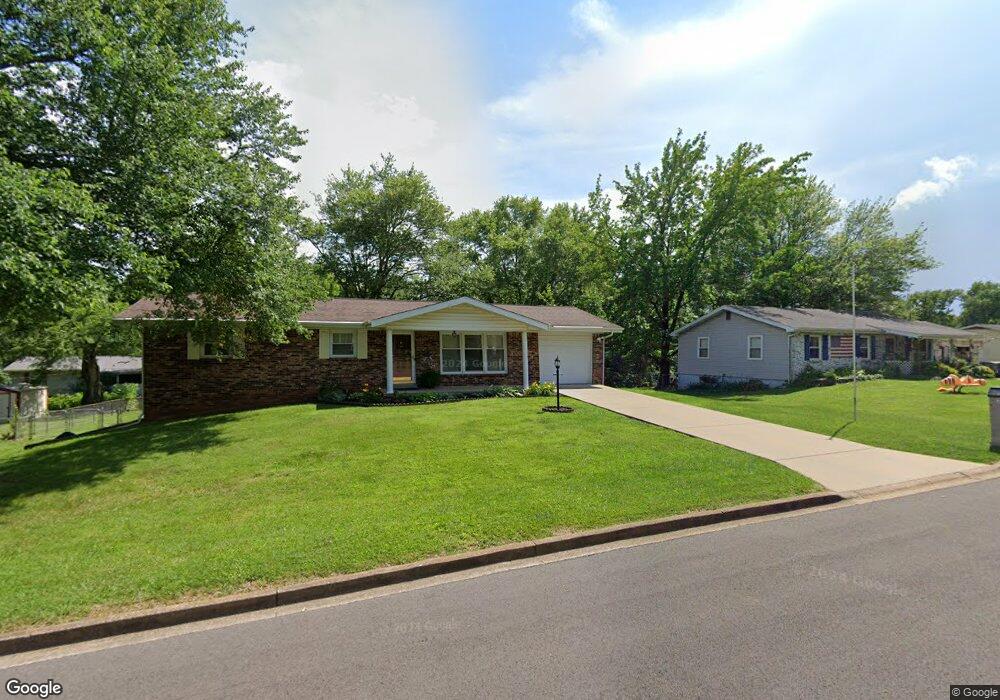 714 Smith St, Farmington, MO 63640 - photo 1