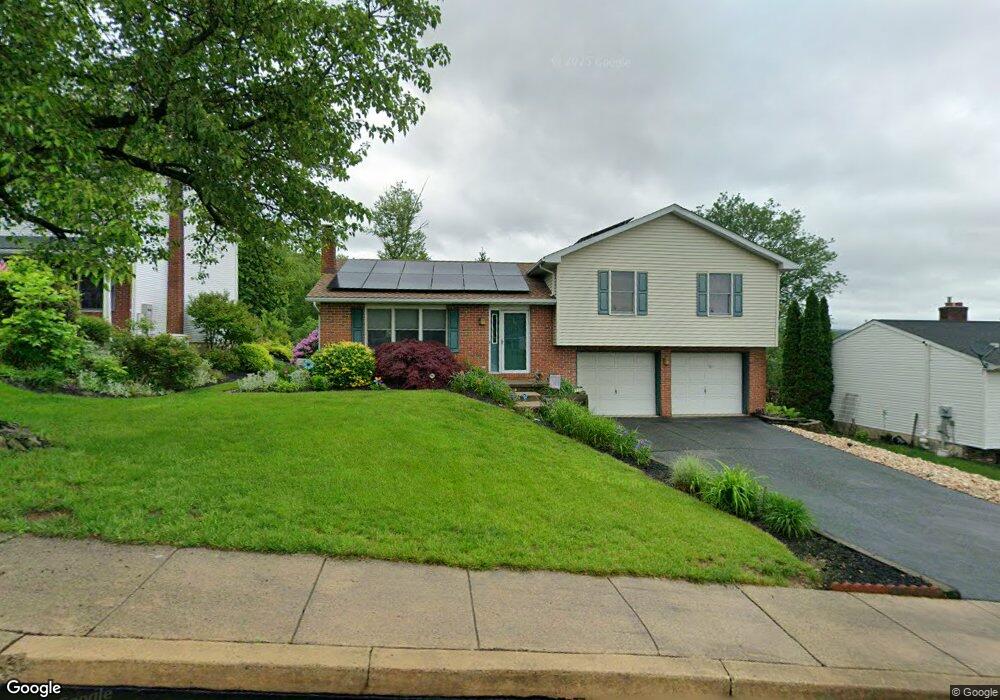 111 Nickel Dr, Bechtelsville, PA 19505 - photo 1