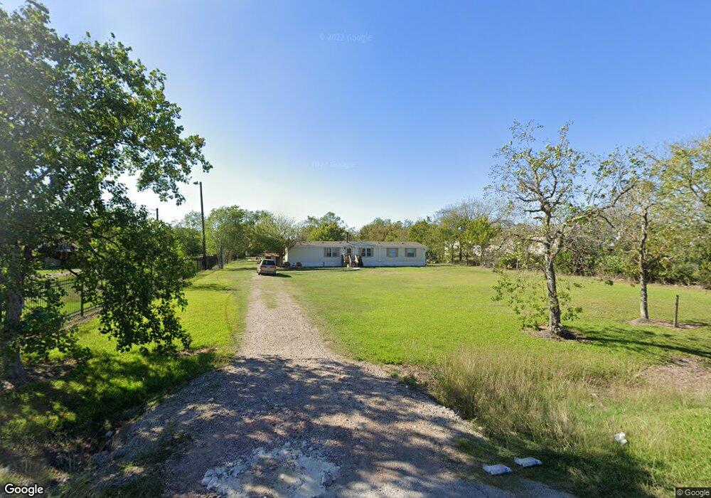 4138 Veterans Dr, Pearland, TX 77584 - photo 1