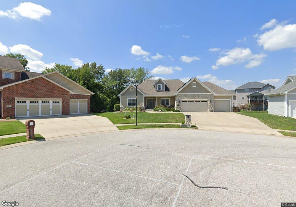 1105 Macintosh Ct, O Fallon, IL 62269 - photo 1