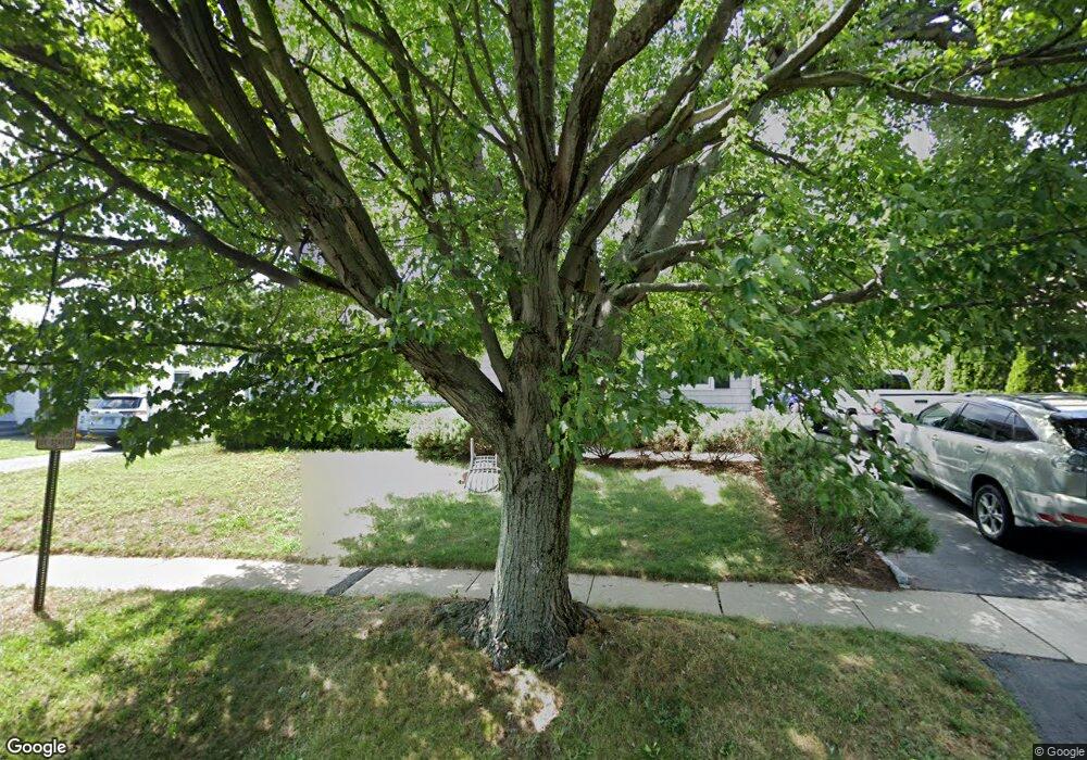 25 Housatonic Ave, Stratford, CT 06615 - photo 1