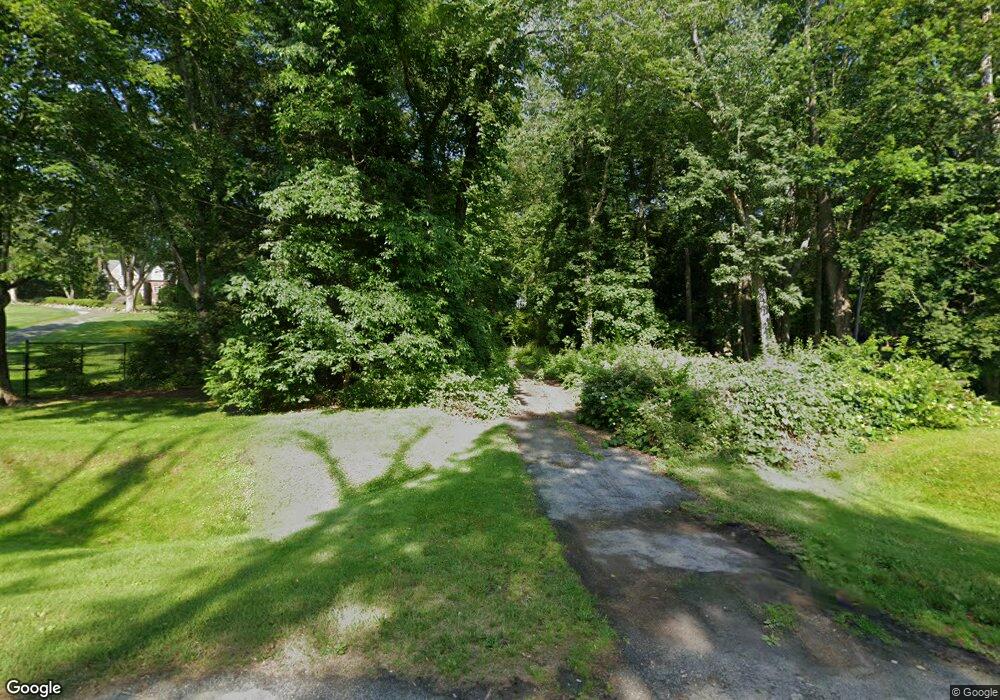 31 N Greenwich Rd, Armonk, NY 10504 - photo 1