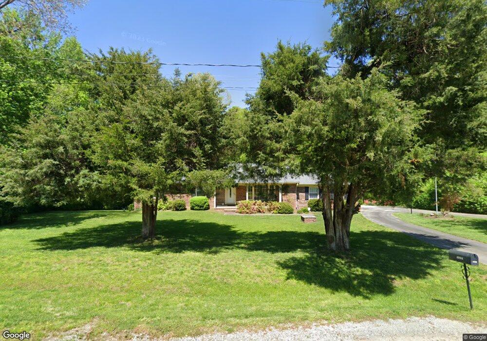 4904 Bluejay Dr, Greensboro, NC 27407 - photo 1