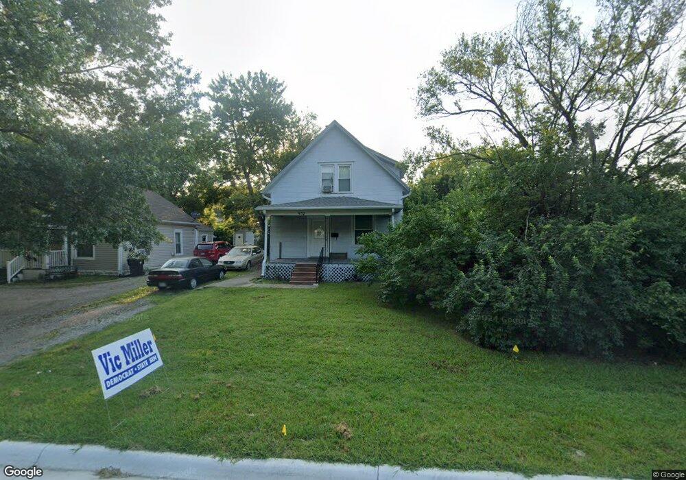 932 SW MacVicar Ave, Topeka, KS 66606 - photo 1