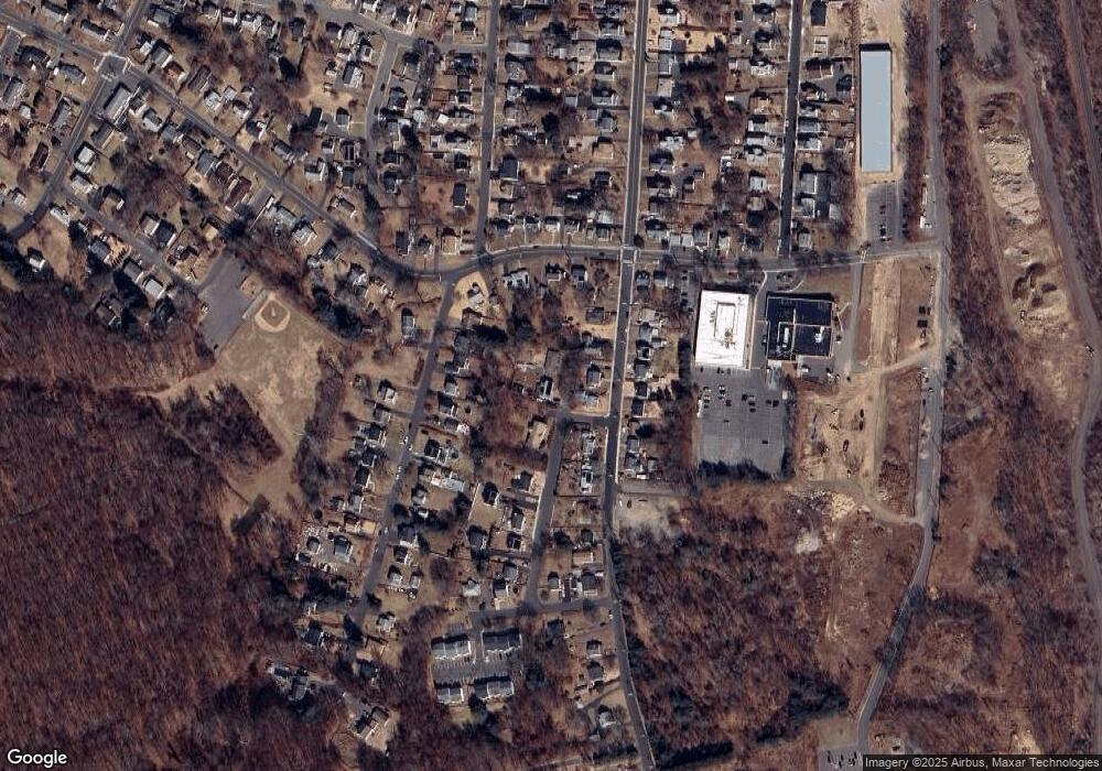 4 Charles St, Naugatuck, CT 06770 - photo 1