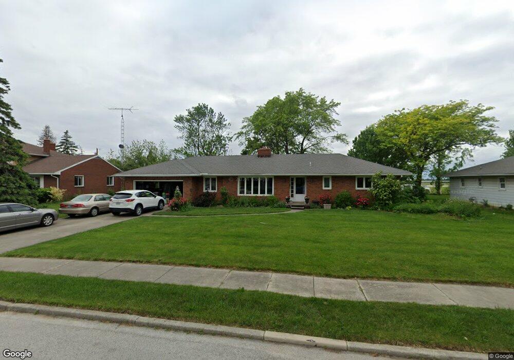 410 Pine Rd, Woodville, OH 43469 - photo 1