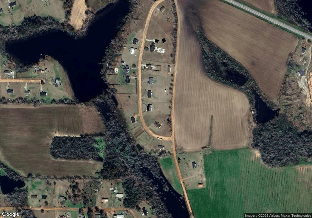 259 Eagle Cir, Douglas, GA 31535 - photo 1