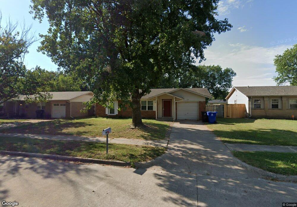 913 W El Paso St, Broken Arrow, OK 74012 - photo 1