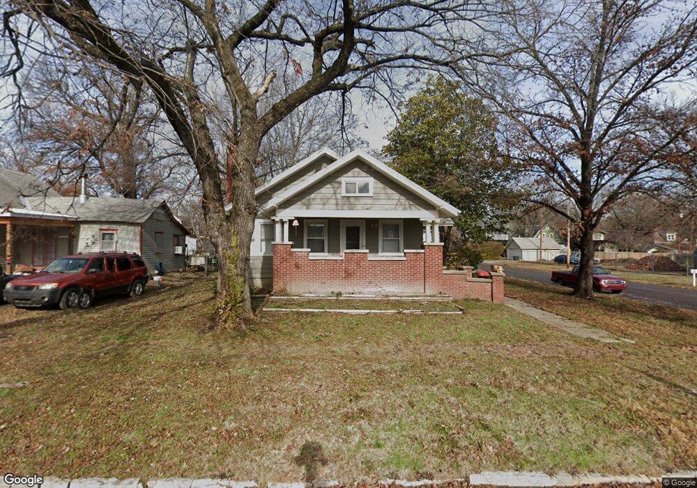 1401 Appleton St, Parsons, KS 67357 - photo 1
