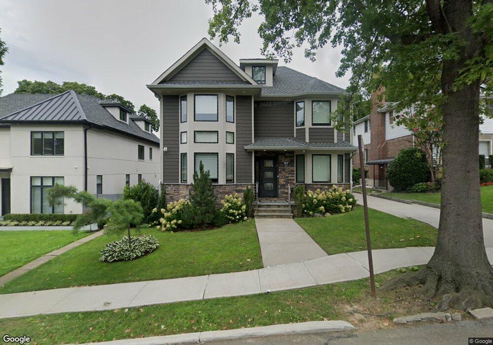 13827 78th Rd, Flushing, NY 11367 - photo 1