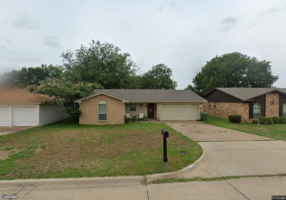 405 Arthur Dr, Hurst, TX 76053 - photo 1