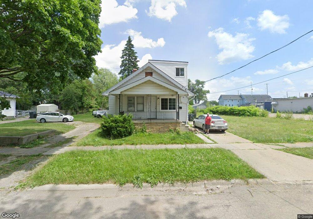 1916 N Vernon Ave, Flint, MI 48506 - photo 1