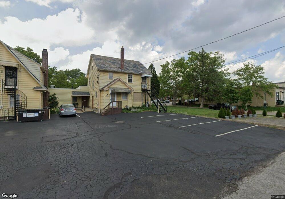 621 S Cassingham Rd, Columbus, OH 43209 - photo 1