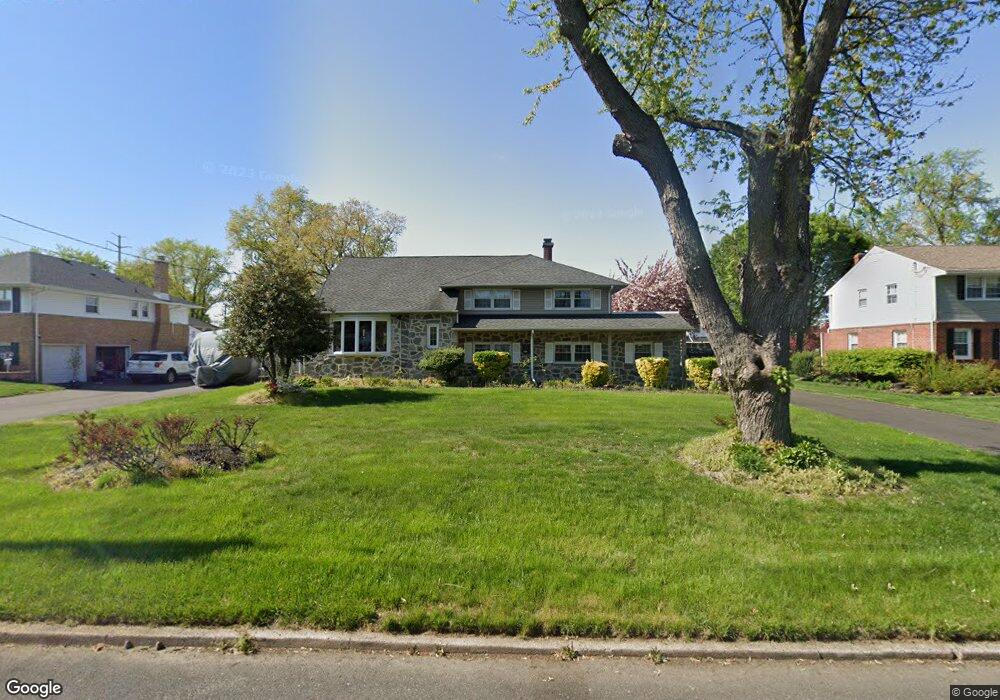 2415 Laurel Dr, Cinnaminson, NJ 08077 - photo 1