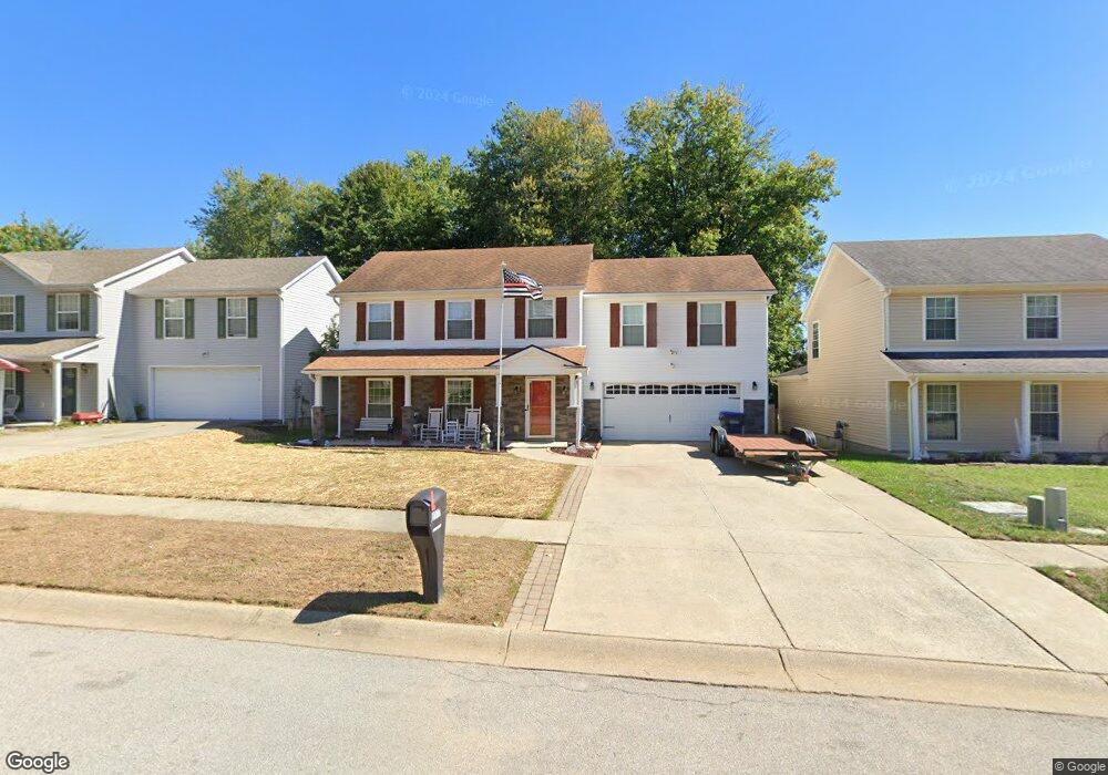 8111 Apple Valley Dr, Louisville, KY 40228 - photo 1