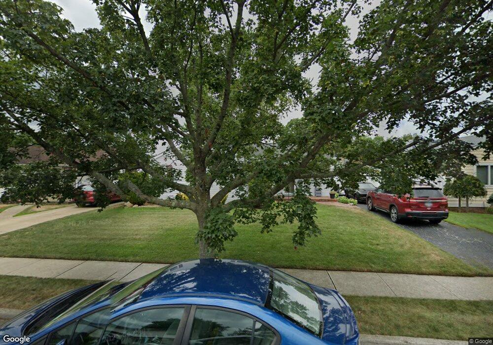 502 Lawrence Rd, West Hempstead, NY 11552 - photo 1