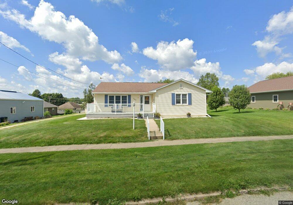 107 Jones St, West Union, IA 52175 - photo 1