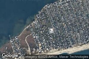 211 Clipper Rdw Walk, Ocean Beach, NY 11770