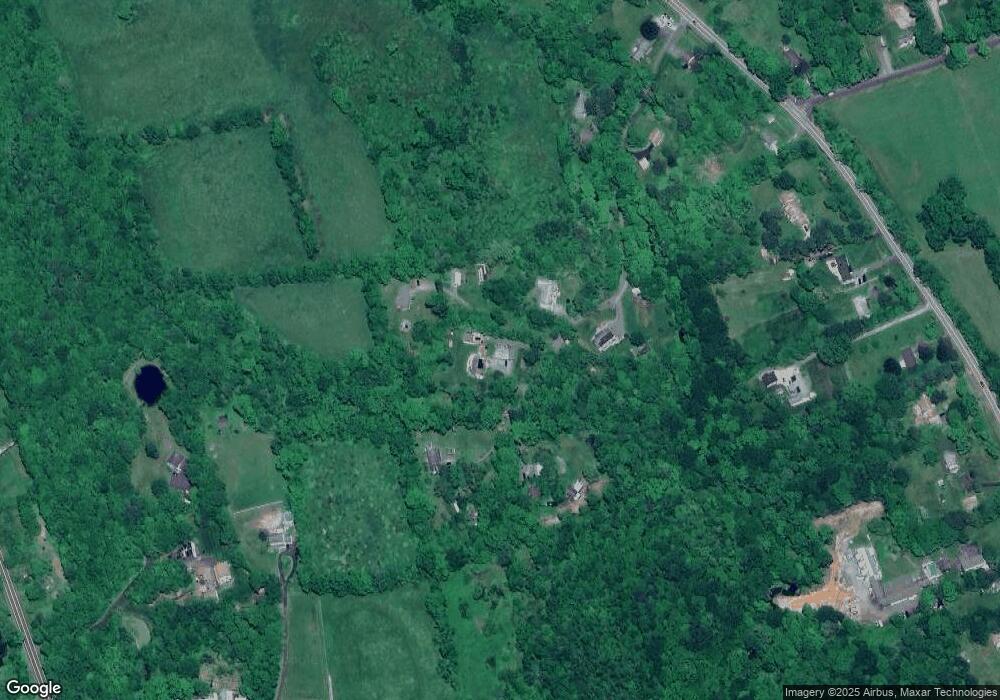 48 E Morris Ln, Morris, CT 06763 - photo 1