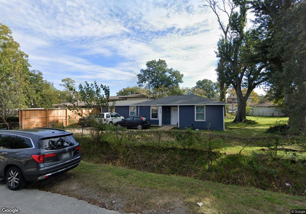 6906 Covington Dr, Houston, TX 77091 - photo 1