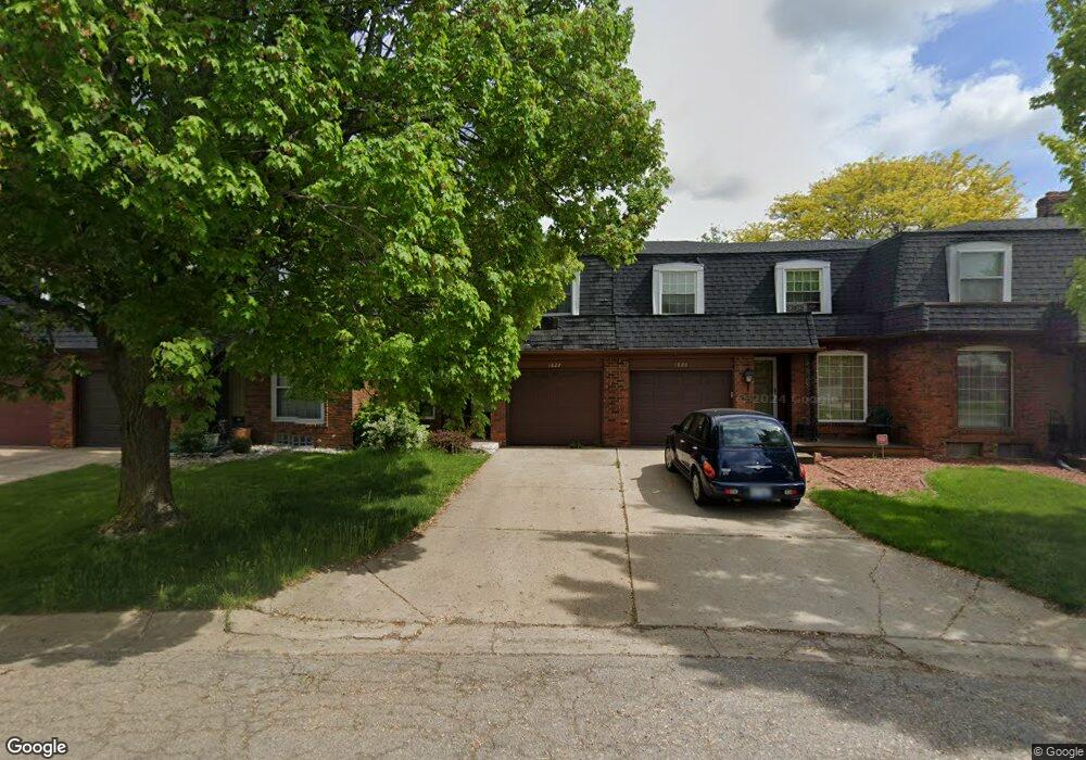 1822 Timberlane Dr, Flint, MI 48507 - photo 1