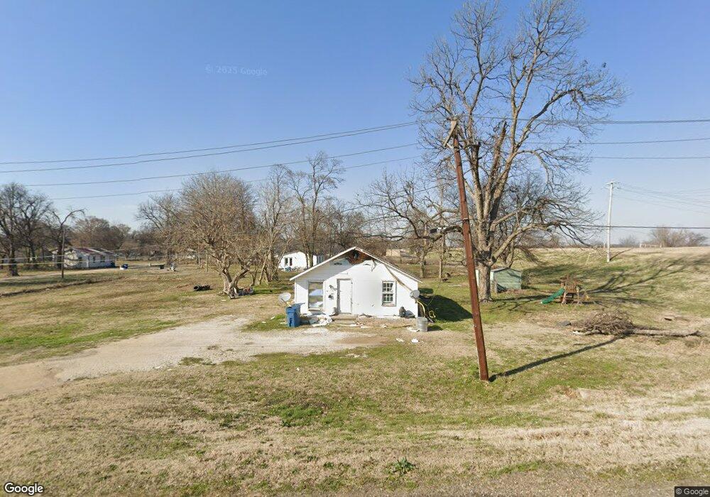 205 Vandenvender Ave, New Madrid, MO 63869 - photo 1