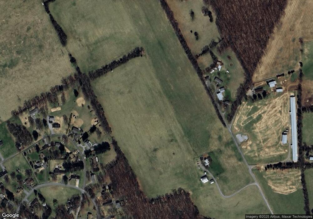 255 Old Farms Ln, Luray, VA 22835 - photo 1