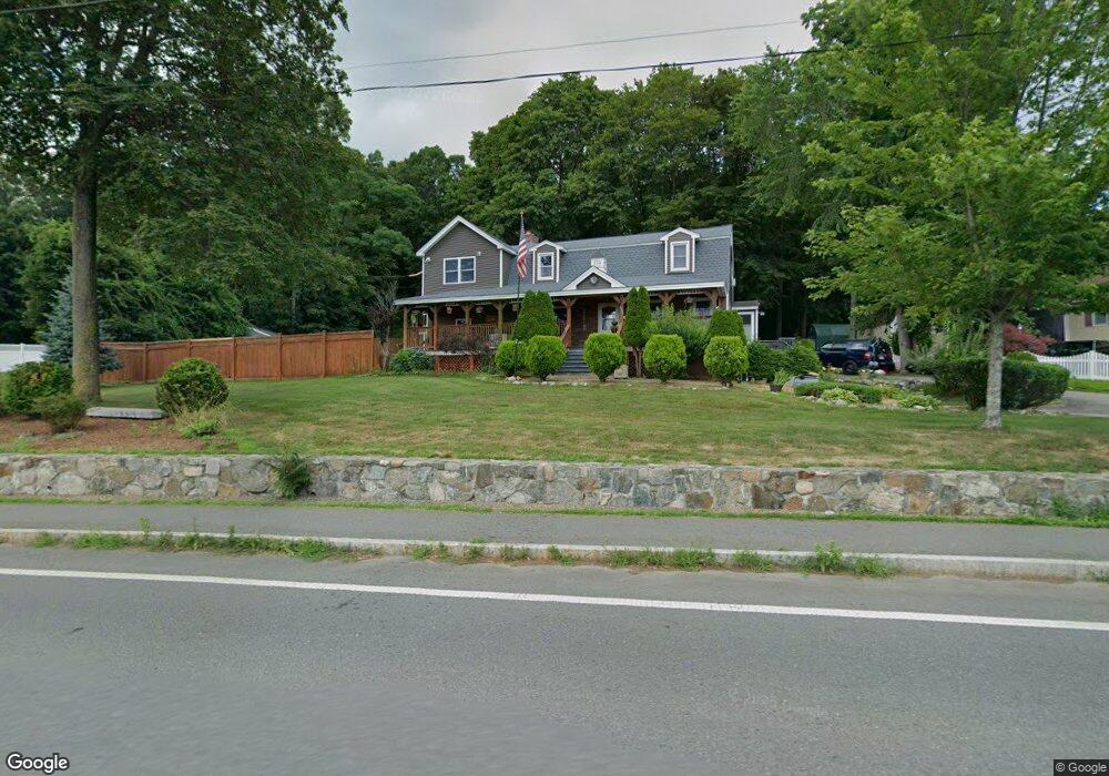 656 Arlington St, Dracut, MA 01826 - photo 1