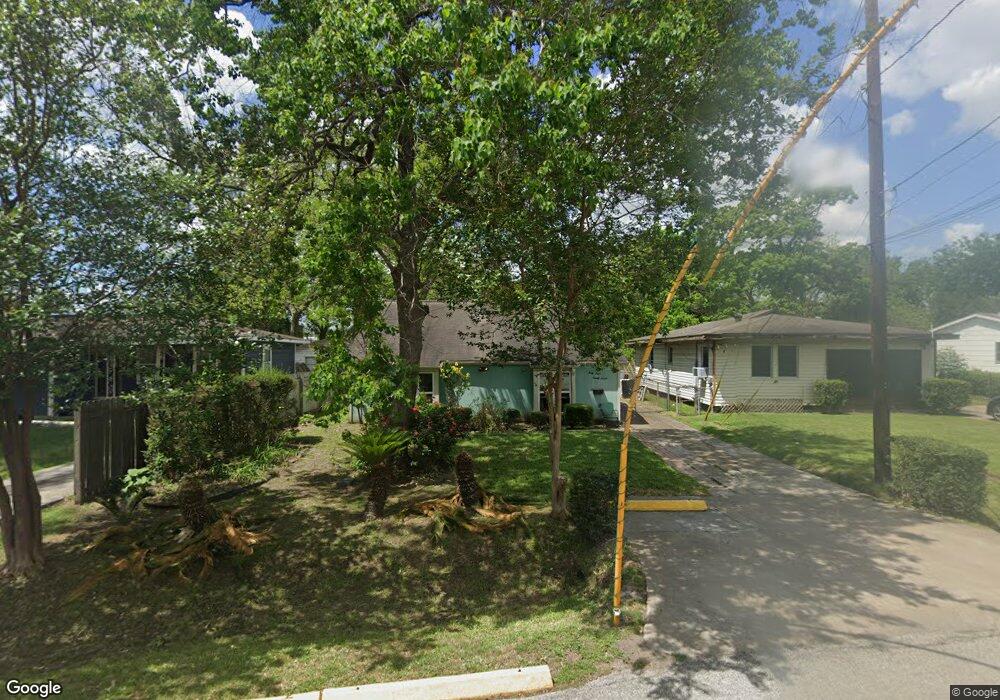 4427 Castor St, Houston, TX 77022 - photo 1