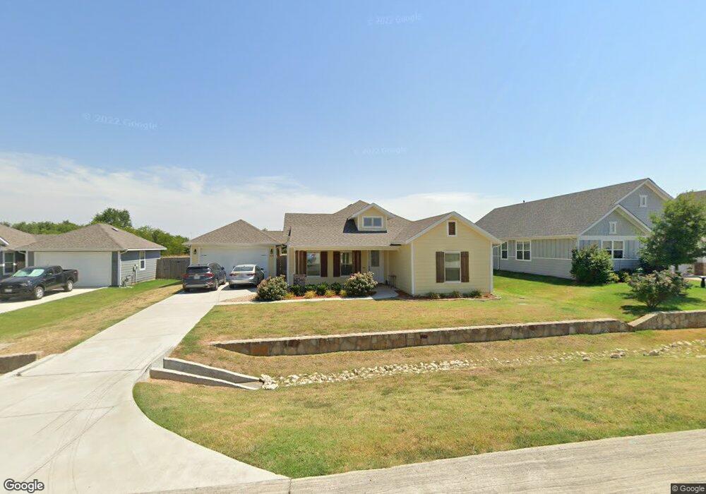 1426 Blue Bonnett Blvd, Gainesville, TX 76240 - photo 1