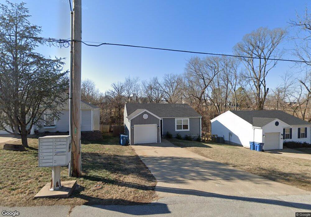 823 NE A St, Bentonville, AR 72712 - photo 1