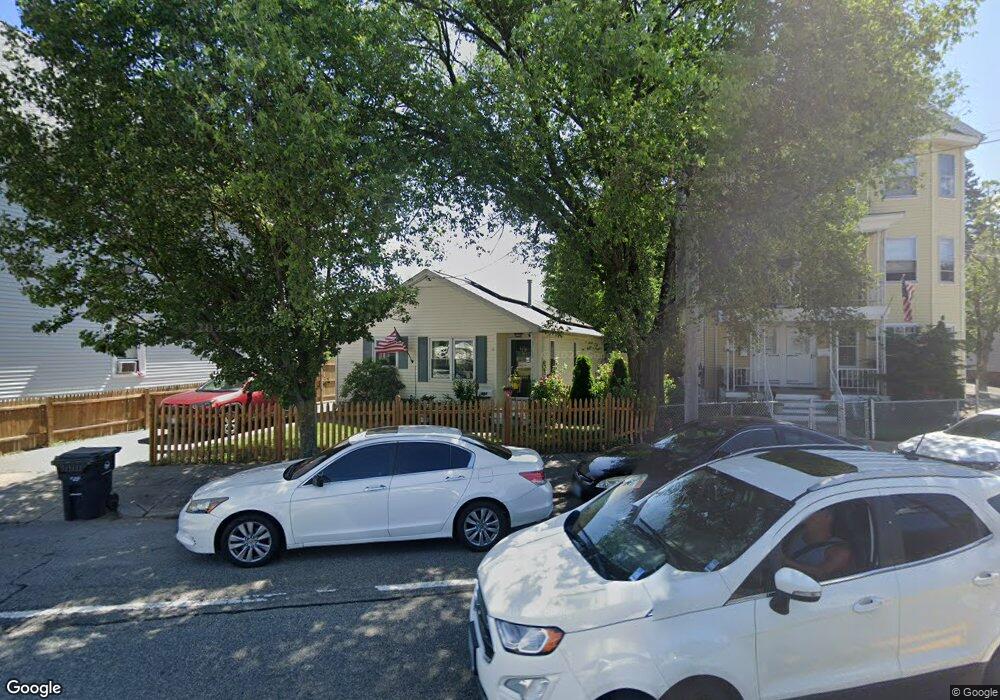 469 Smithfield Ave, Pawtucket, RI 02860 - photo 1