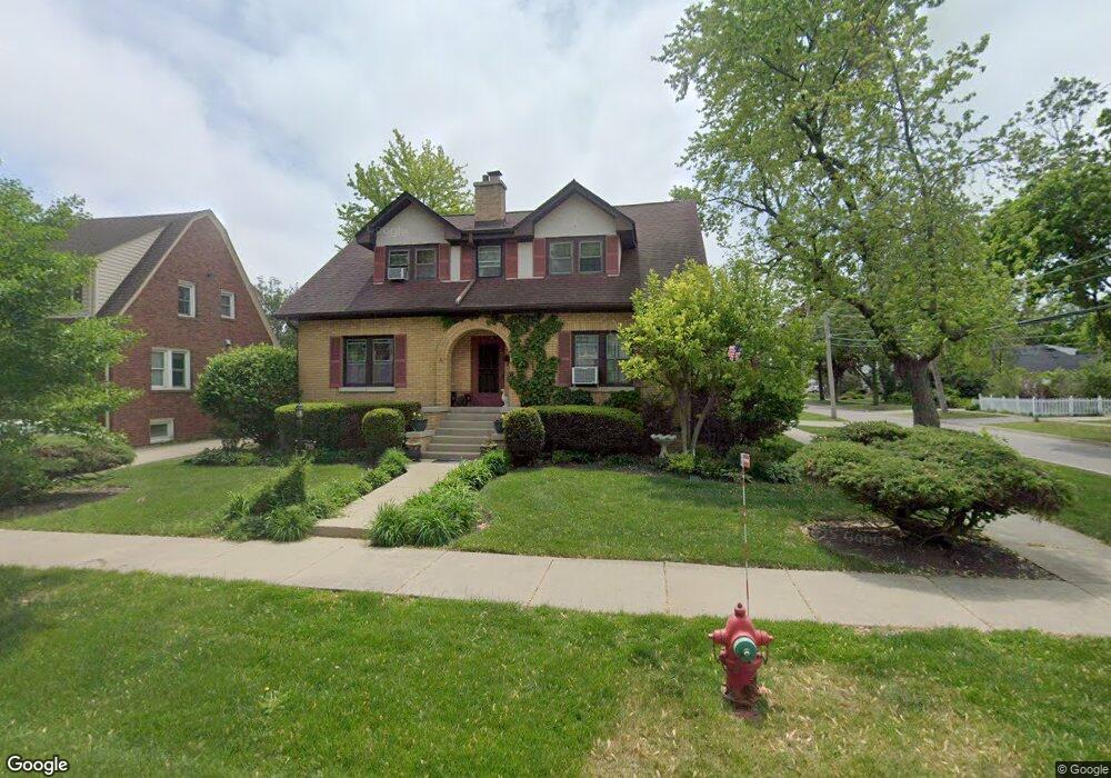 755 E Prairie Ave, Des Plaines, IL 60016 - photo 1