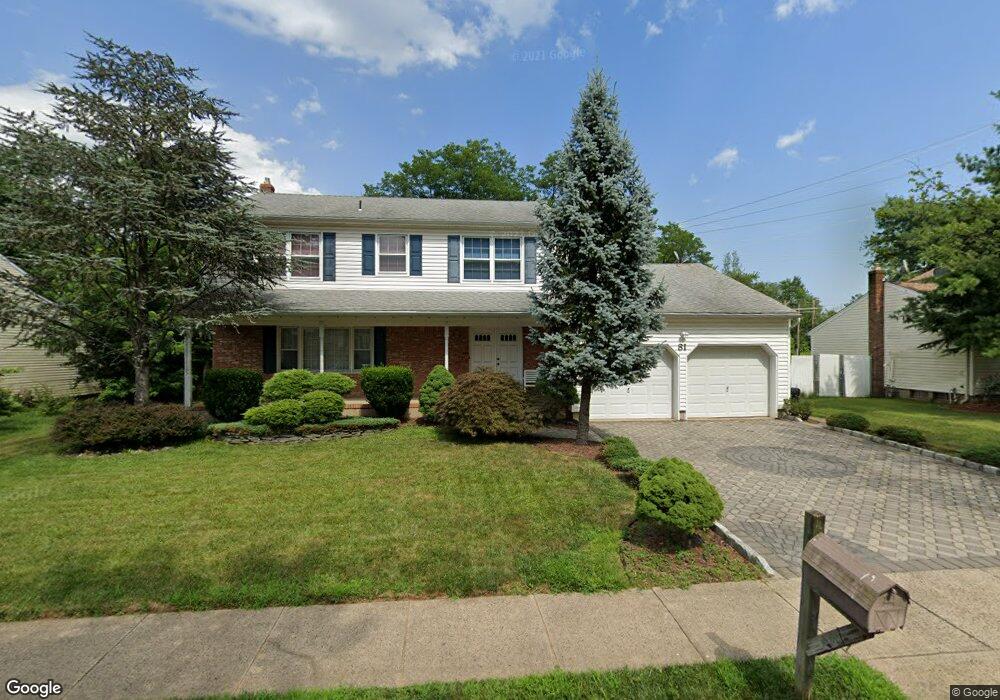 81 Stratford Cir, Edison, NJ 08820 - photo 1