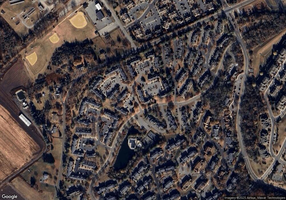 76 Wood Duck Ct unit 195, Hackettstown, NJ 07840 - photo 1